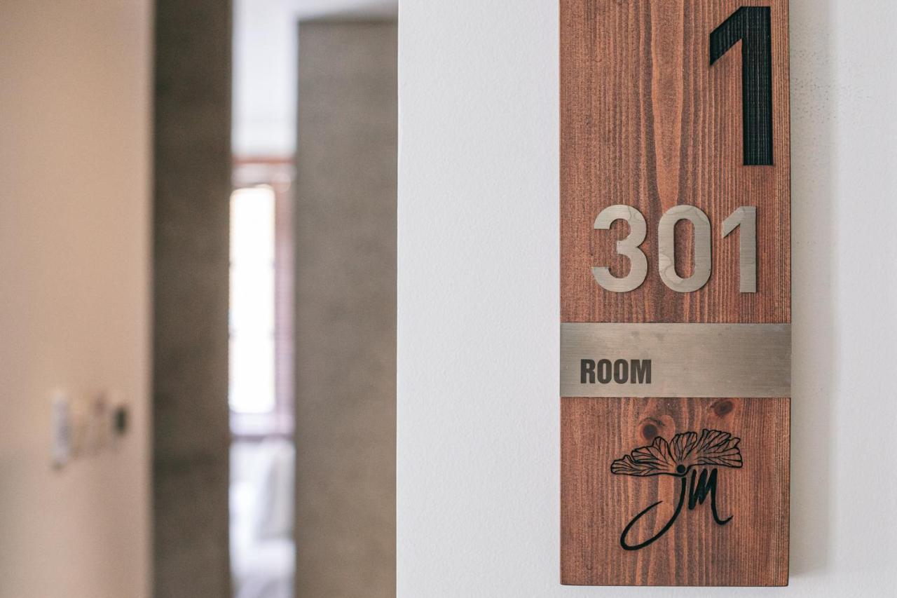 Jm Boutique Hotel Дуонг-Донг Экстерьер фото